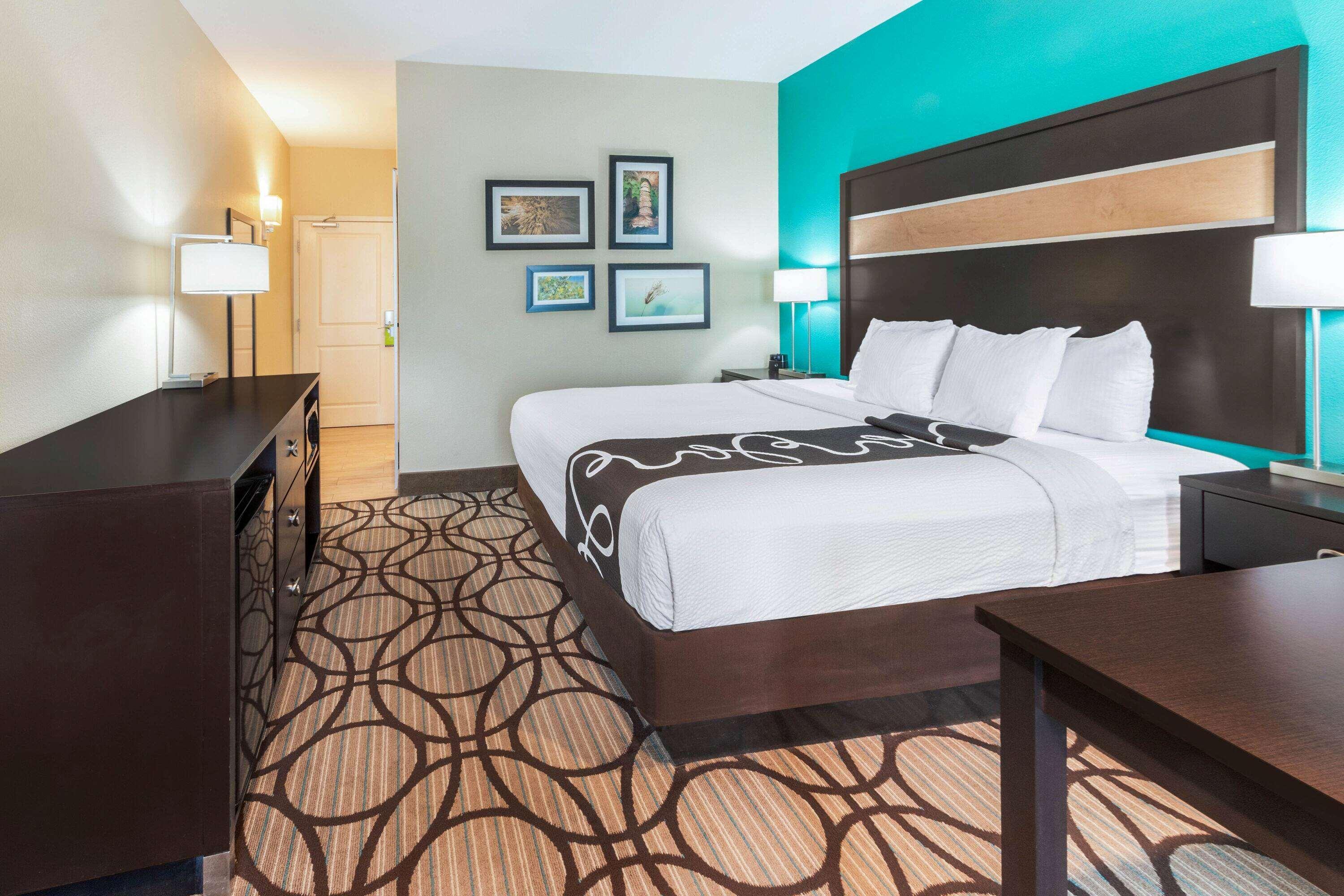 La Quinta By Wyndham Carlsbad Ξενοδοχείο Εξωτερικό φωτογραφία
