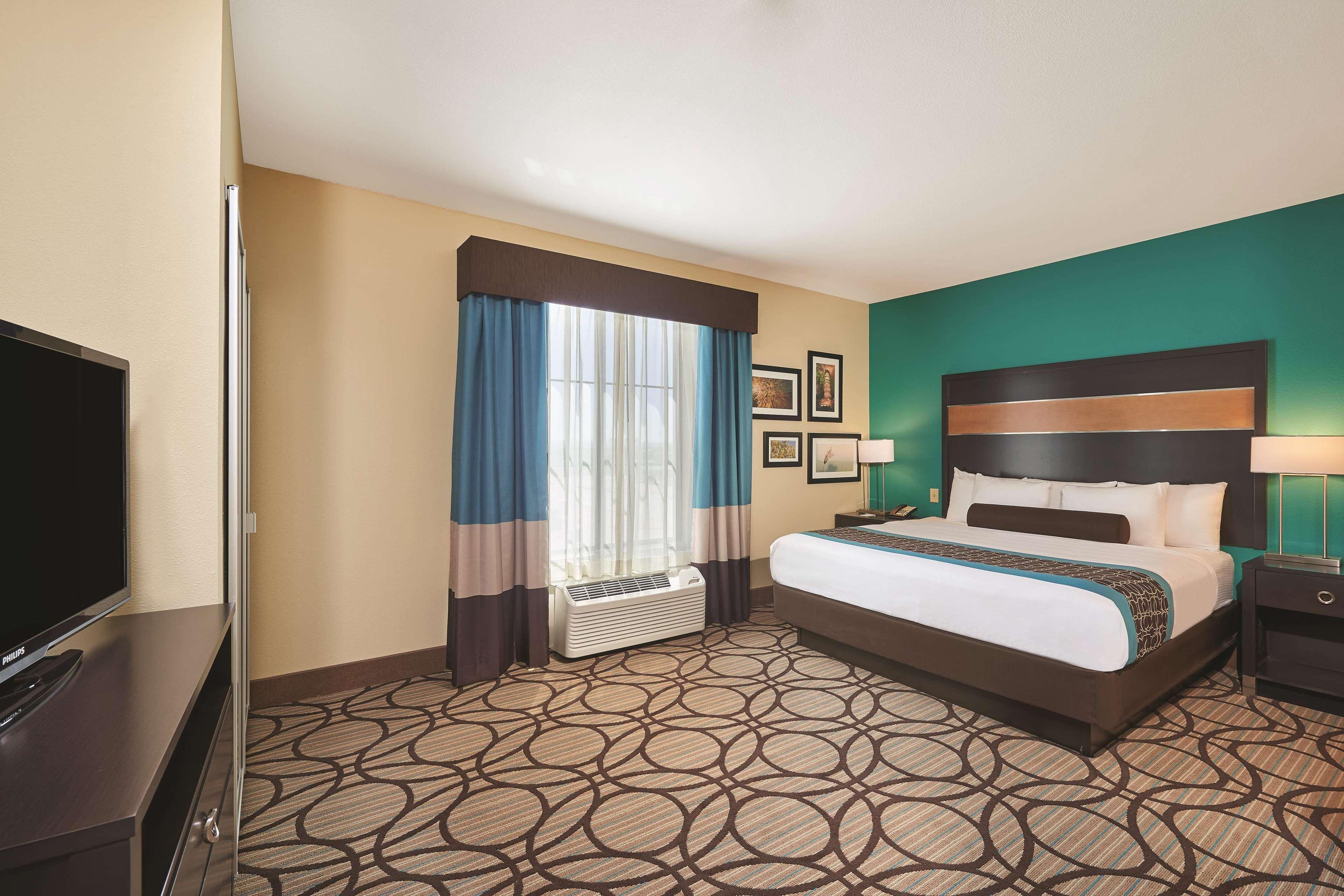 La Quinta By Wyndham Carlsbad Ξενοδοχείο Εξωτερικό φωτογραφία