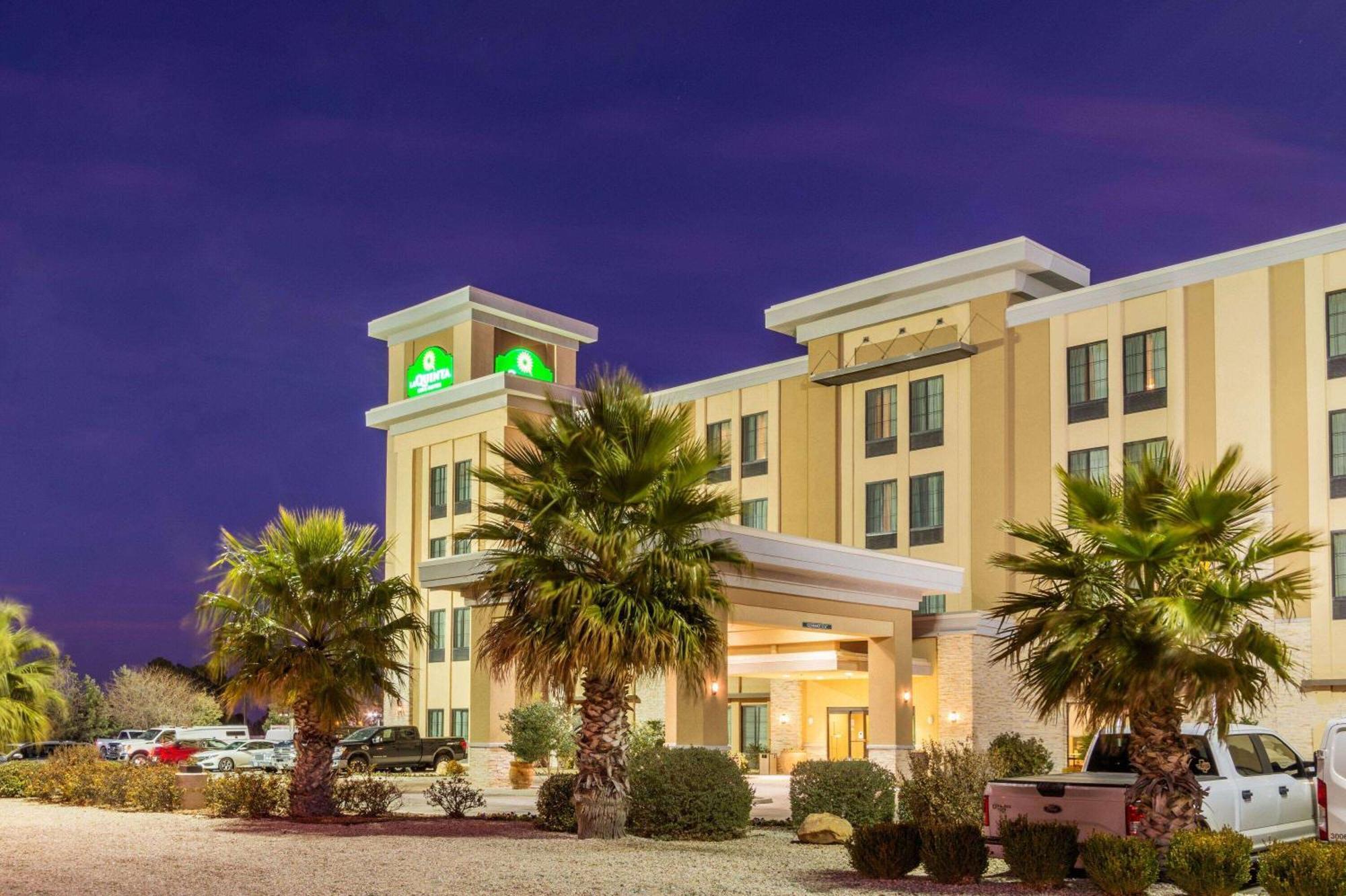La Quinta By Wyndham Carlsbad Ξενοδοχείο Εξωτερικό φωτογραφία